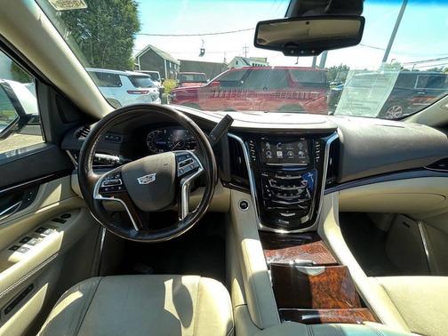 2016 Cadillac Escalade Premium