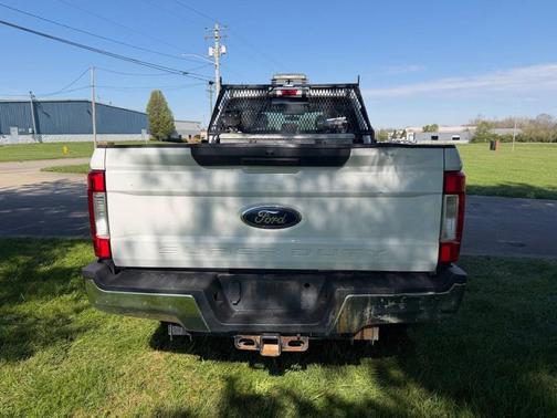 Oxford White 2018 Ford F-250 XL