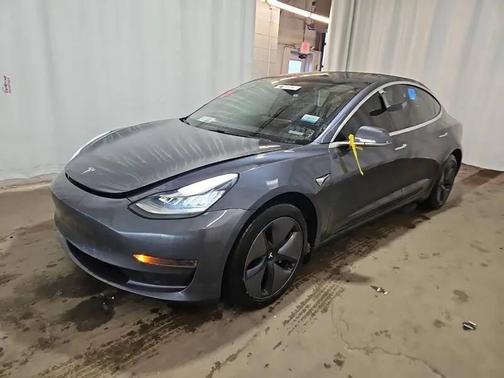 2020 Tesla Model 3 Standard Range