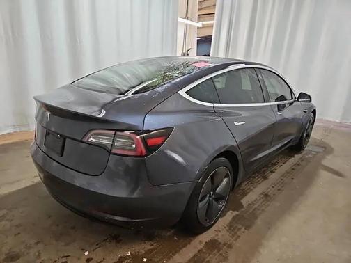 2020 Tesla Model 3 Standard Range