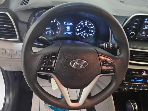 2021 Hyundai TUCSON SEL