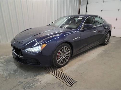 Blue 2017 Maserati Ghibli S Q4