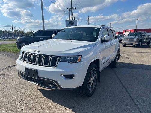 2018 Jeep Grand Cherokee Sterling Edition