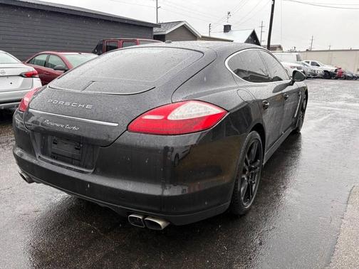 2010 Porsche Panamera Turbo