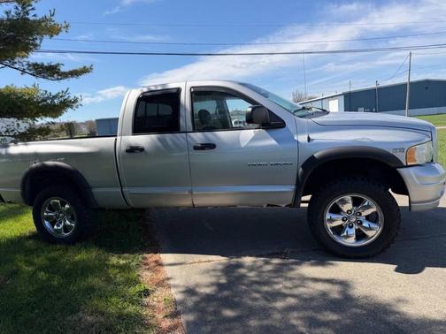 2005 Dodge Ram 1500 SLT Quad Cab