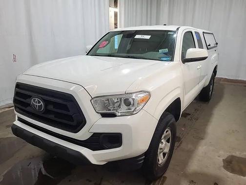 2022 Toyota Tacoma SR