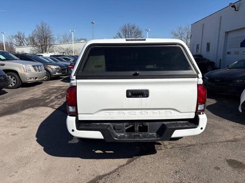 2022 Toyota Tacoma SR