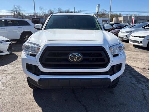 2022 Toyota Tacoma SR