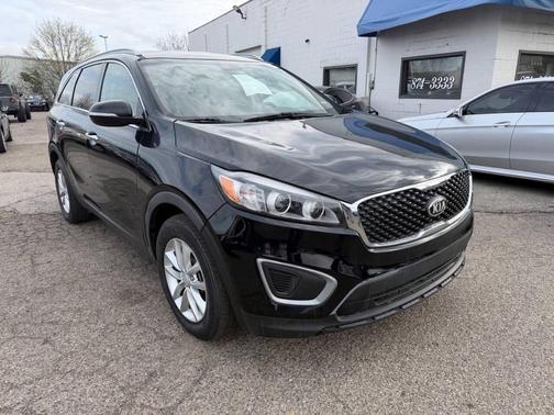2018 Kia Sorento LX