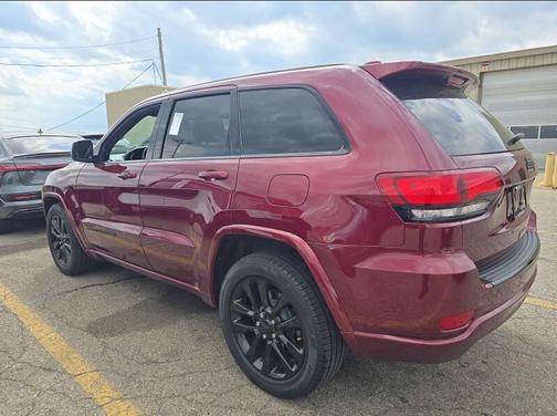 Velvet Red Pearlcoat 2018 Jeep Grand Cherokee Altitude