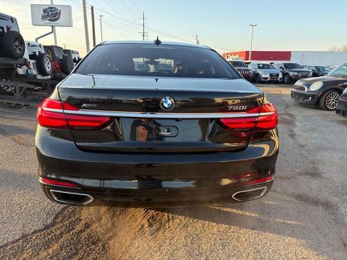 2016 BMW 750 i xDrive
