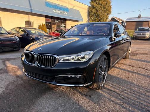 2016 BMW 750 i xDrive