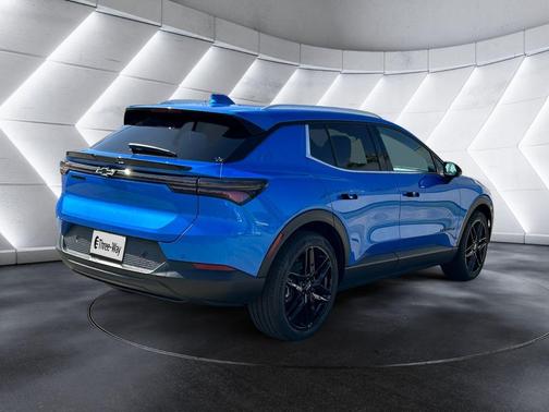 Rip Tide Blue 2026 Chevrolet Equinox EV LT 2