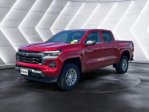Radiant Red 2026 Chevrolet Colorado LT