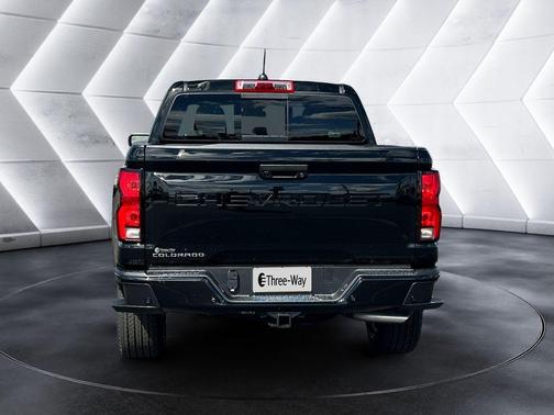 Black 2026 Chevrolet Colorado LT