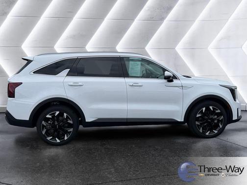 Glacial White Pearl 2025 Kia Sorento EX