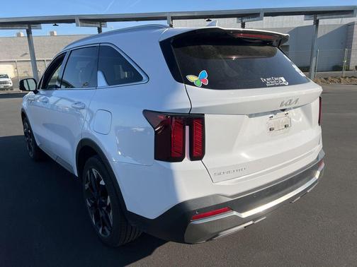 Glacial White Pearl 2025 Kia Sorento EX