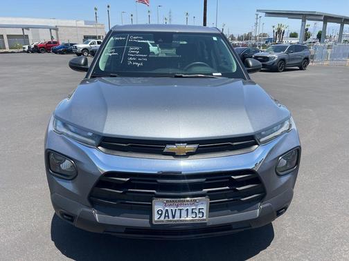 Satin Steel Metallic 2022 Chevrolet Trailblazer LS