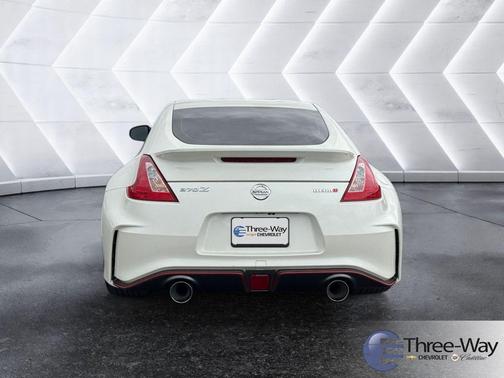 2017 Nissan 370Z NISMO