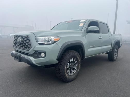 2022 Toyota Tacoma SR5