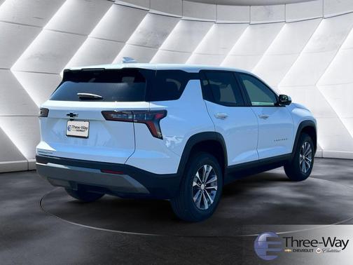 Summit White 2026 Chevrolet Equinox LT