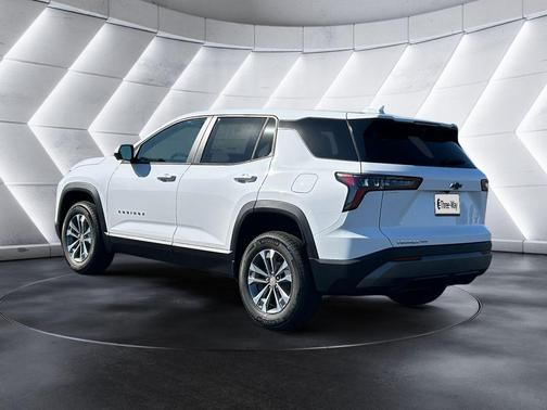 Summit White 2026 Chevrolet Equinox LT