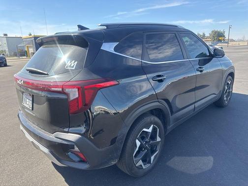 2025 Kia Seltos EX