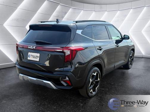 2025 Kia Seltos EX