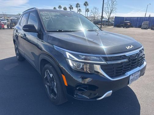 2025 Kia Seltos EX