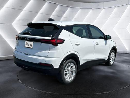 Summit White 2027 Chevrolet Bolt LT