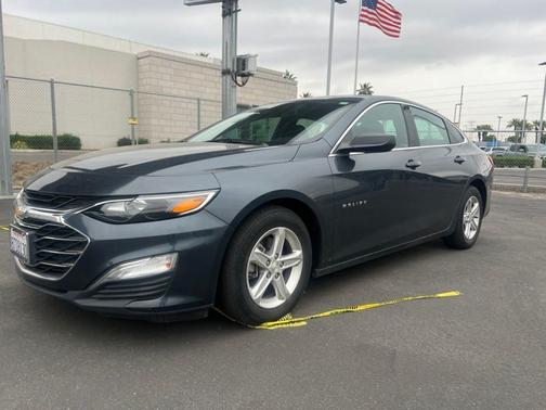 Shadow Gray Metallic 2020 Chevrolet Malibu 1LS