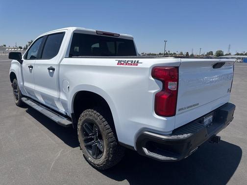 Summit White 2019 Chevrolet Silverado 1500 LT Trail Boss