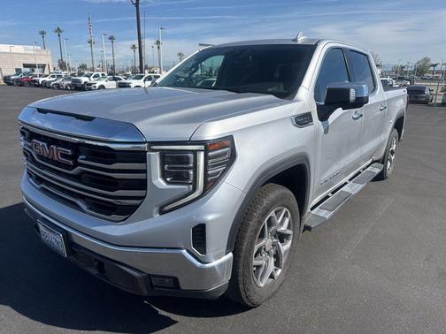 2022 GMC Sierra 1500 SLT