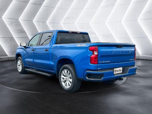 Glacier Blue Metallic 2023 Chevrolet Silverado 1500 Custom