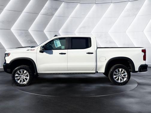 Summit White 2026 Chevrolet Silverado 1500 ZR2