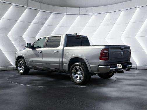 Billet Silver Metallic Clearcoat 2019 RAM 1500 Laramie