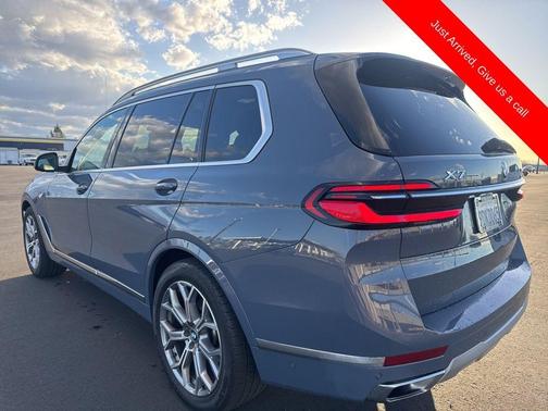 2023 BMW X7 xDrive40i
