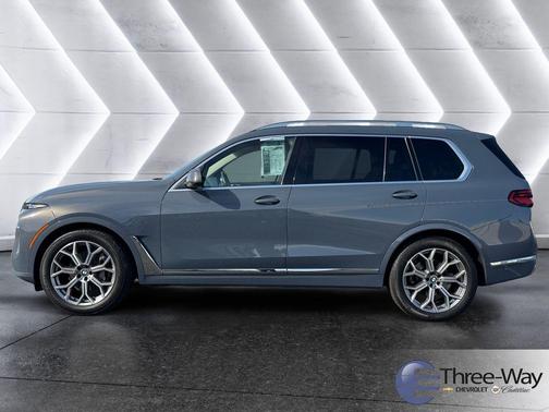 2023 BMW X7 xDrive40i