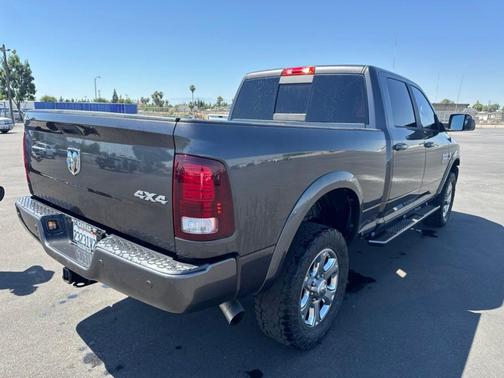 Granite Crystal Clearcoat Metallic 2018 RAM 2500 Laramie