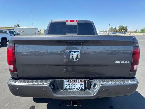 Granite Crystal Clearcoat Metallic 2018 RAM 2500 Laramie