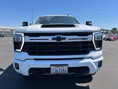 Summit White 2024 Chevrolet Silverado 2500 LT