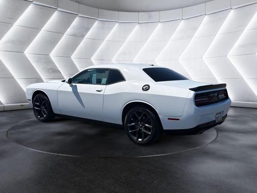 White Knuckle Clearcoat 2023 Dodge Challenger SXT