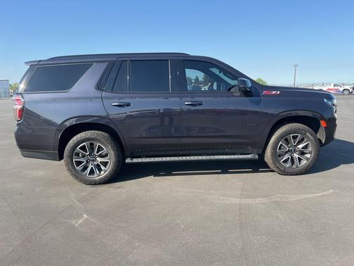 Dark Ash Metallic 2023 Chevrolet Tahoe Z71