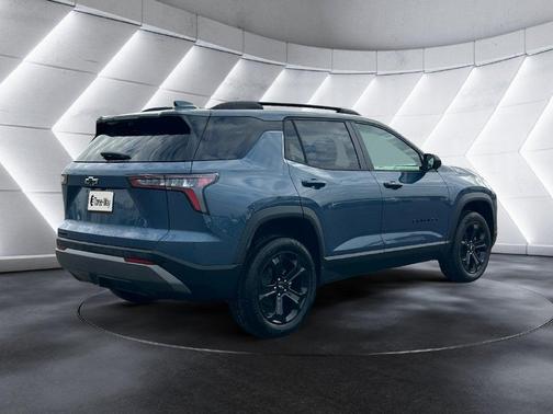 Lakeshore Blue Metallic 2027 Chevrolet Equinox LT