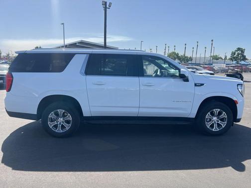 Summit White 2024 GMC Yukon XL SLE