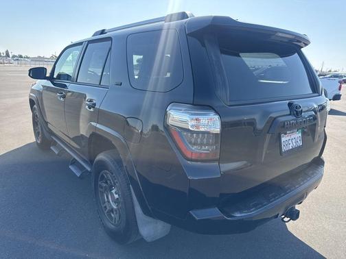 Midnight Black Metallic 2020 Toyota 4Runner SR5