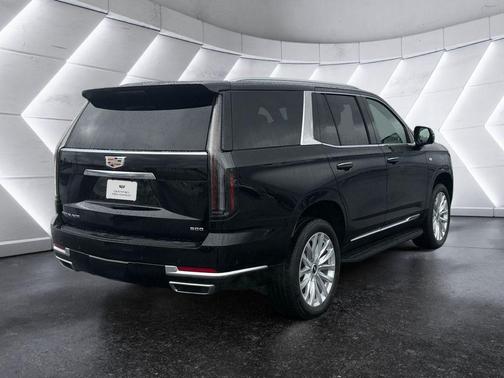 2025 Cadillac Escalade Luxury