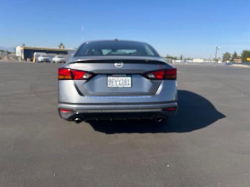 Gun Metallic 2023 Nissan Altima 2.5 SR