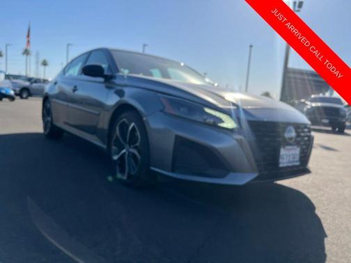Gun Metallic 2023 Nissan Altima 2.5 SR