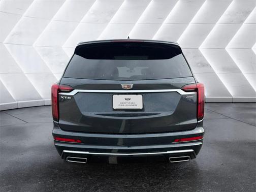 2022 Cadillac XT6 Premium Luxury FWD